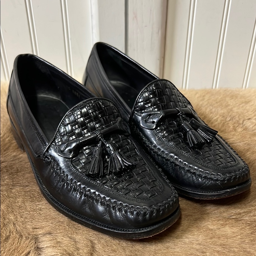 Johnston & Murphy Black Tassel Woven Leather Loafers 10 M